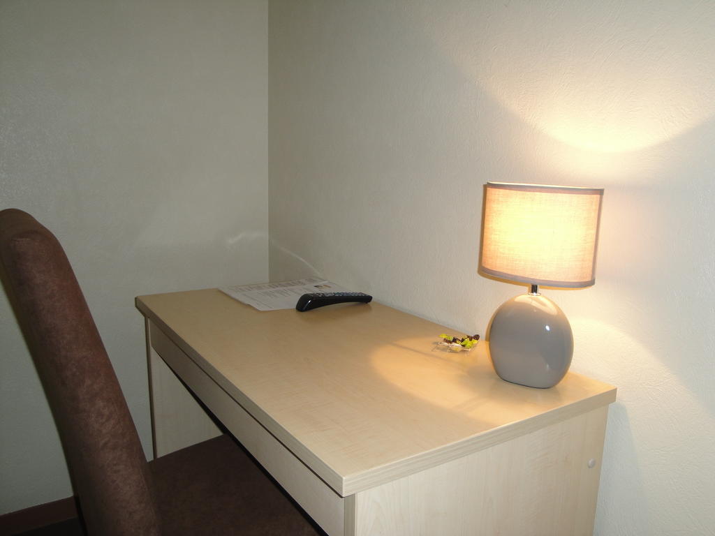 Hotel Talencia Thouars Habitación foto