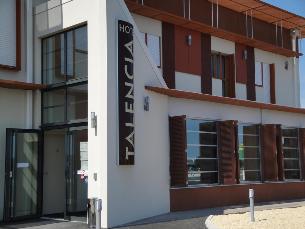 Hotel Talencia Thouars Exterior foto