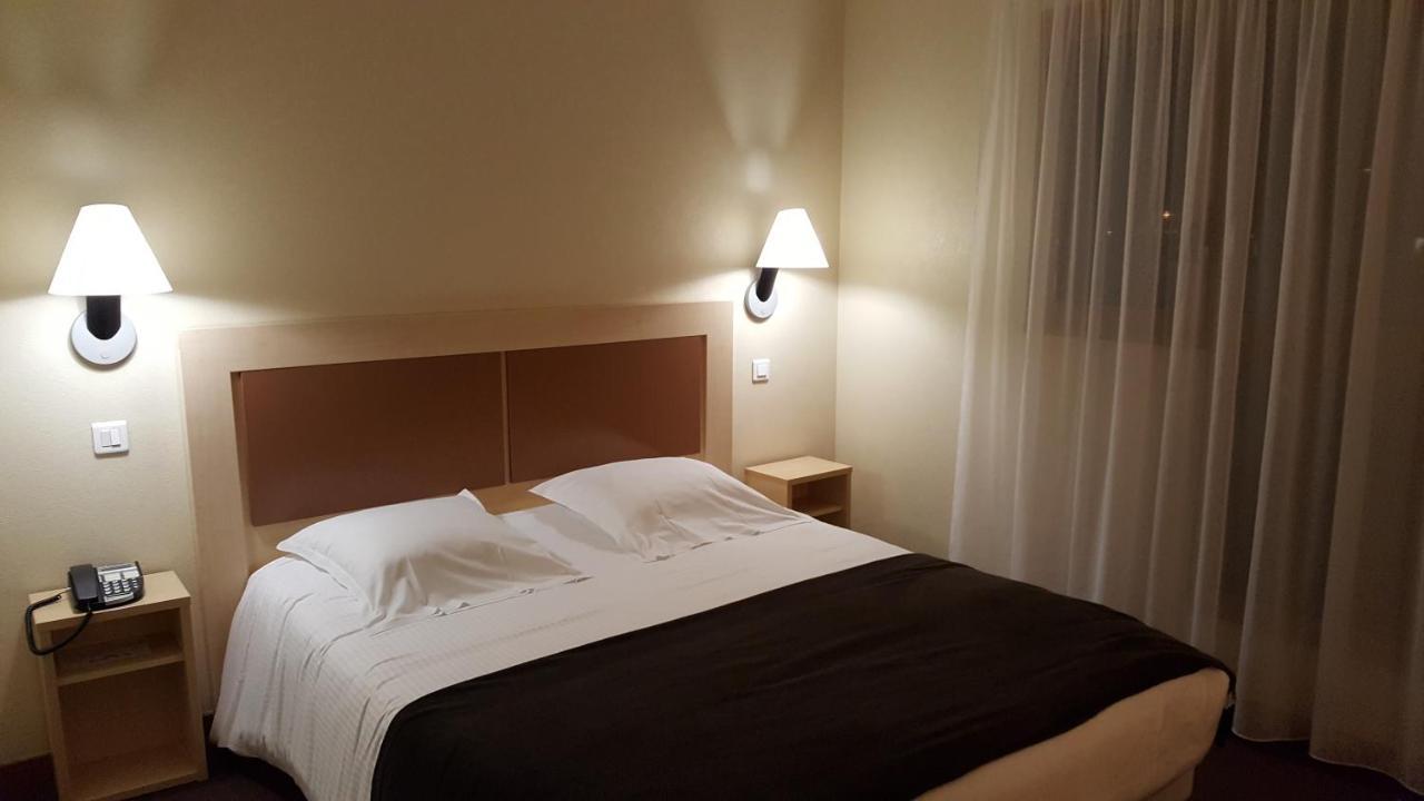 Hotel Talencia Thouars Exterior foto